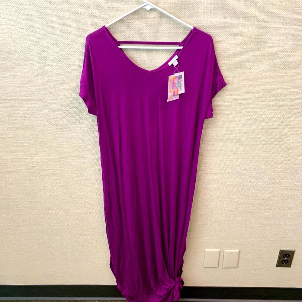 Violet loose-fitted maxi dress